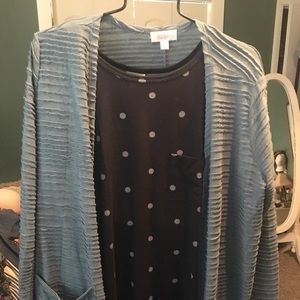 Outfit LuLaRoe Carly and Sarah